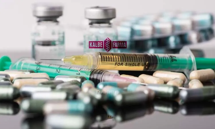 Kargoku - PT Kalbe Farma Tbk. (IDX: KLBF) - Kalbe Farma adalah perusahaan internasional yang memproduksi farmasi, suplemen, nutrisi dan lainnya berbau kesehatan yang berlokasi di Jakarta, Indonesia. Perusahaan ini menghasilkan berbagai macam-macam bahan farmasi. Kalbe Frma memiliki motto "Mengabdikan Ilmu untuk Kesehatan dan Kesejahteraan".