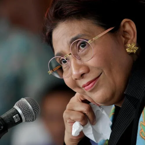 Susi Pudjiastuti
